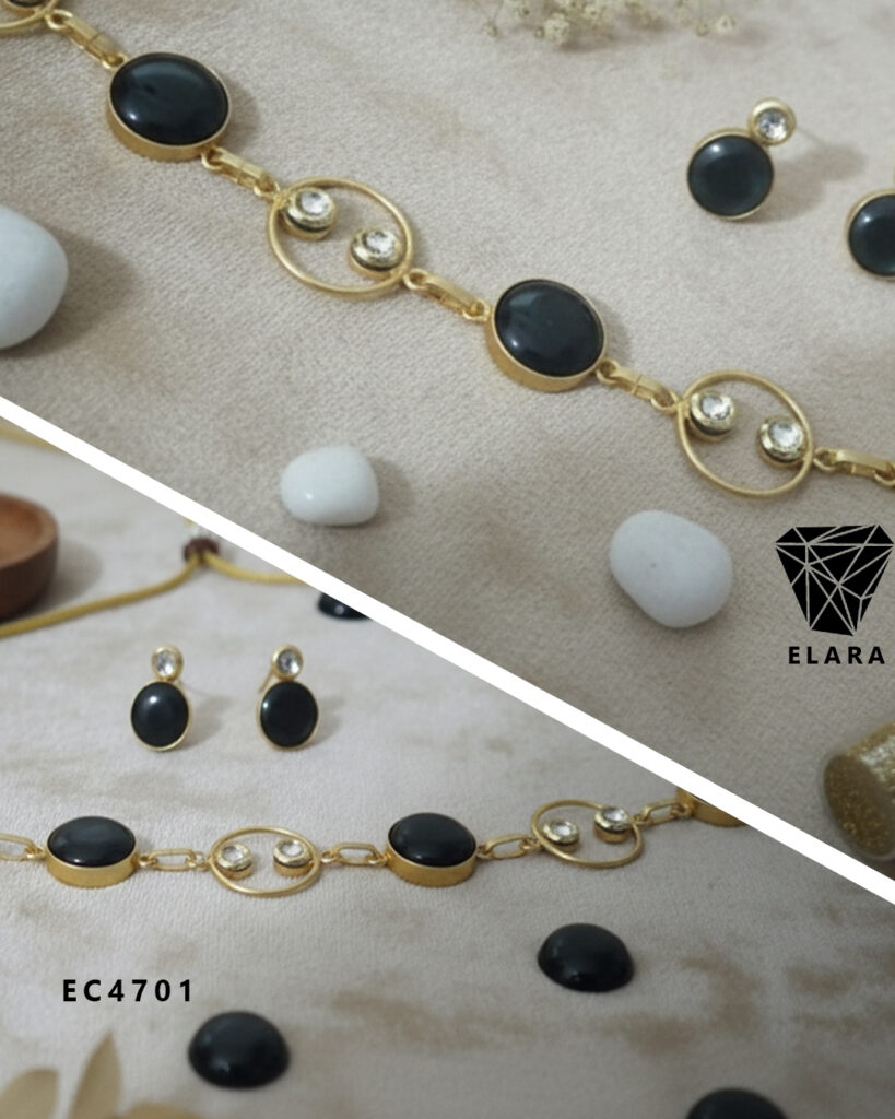 Bold Black Stones Choker